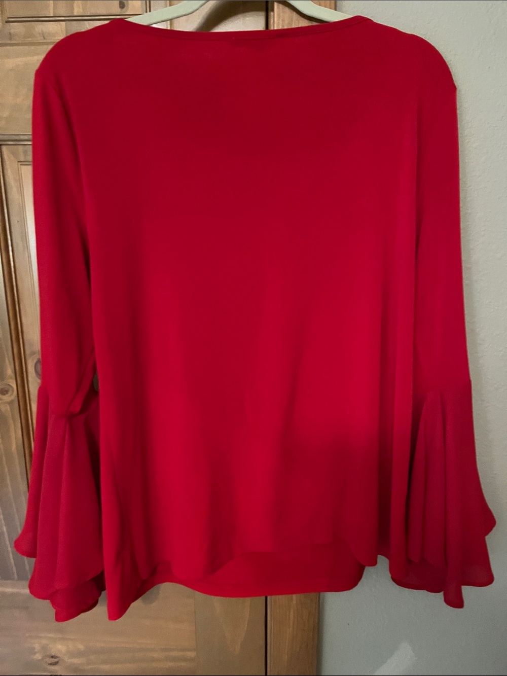 Chelsea & Theodore Red Blouse - Picture 4 of 4